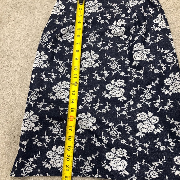 Beautiful two piece set dress - Picture 5 of 7